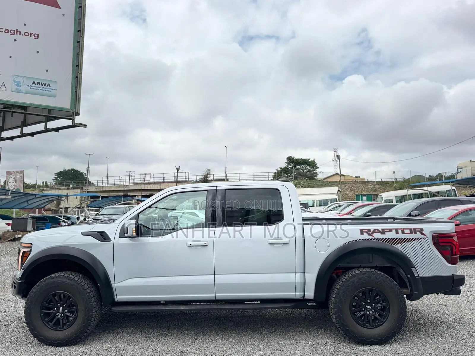 Ford F-150 Raptor 4WD SuperCrew 5.5' Box 2025 White