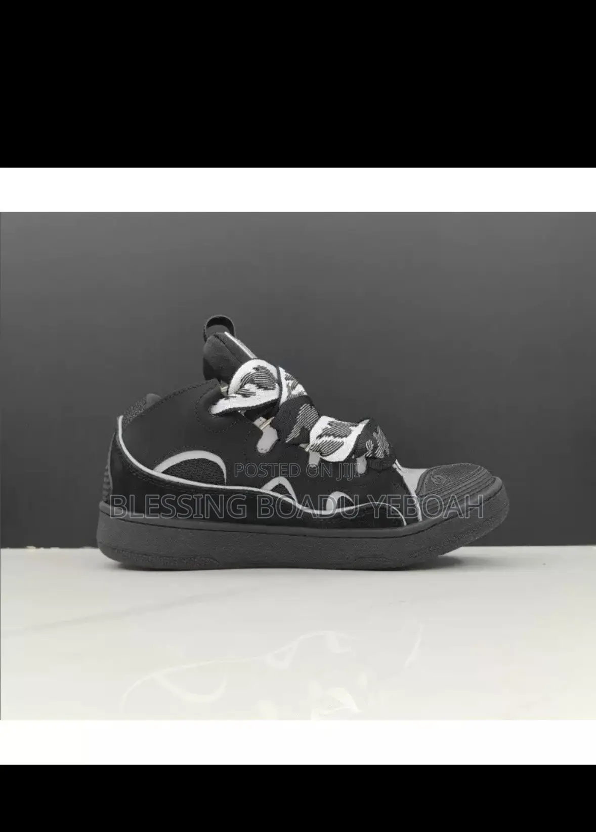 High Quality Sneakers