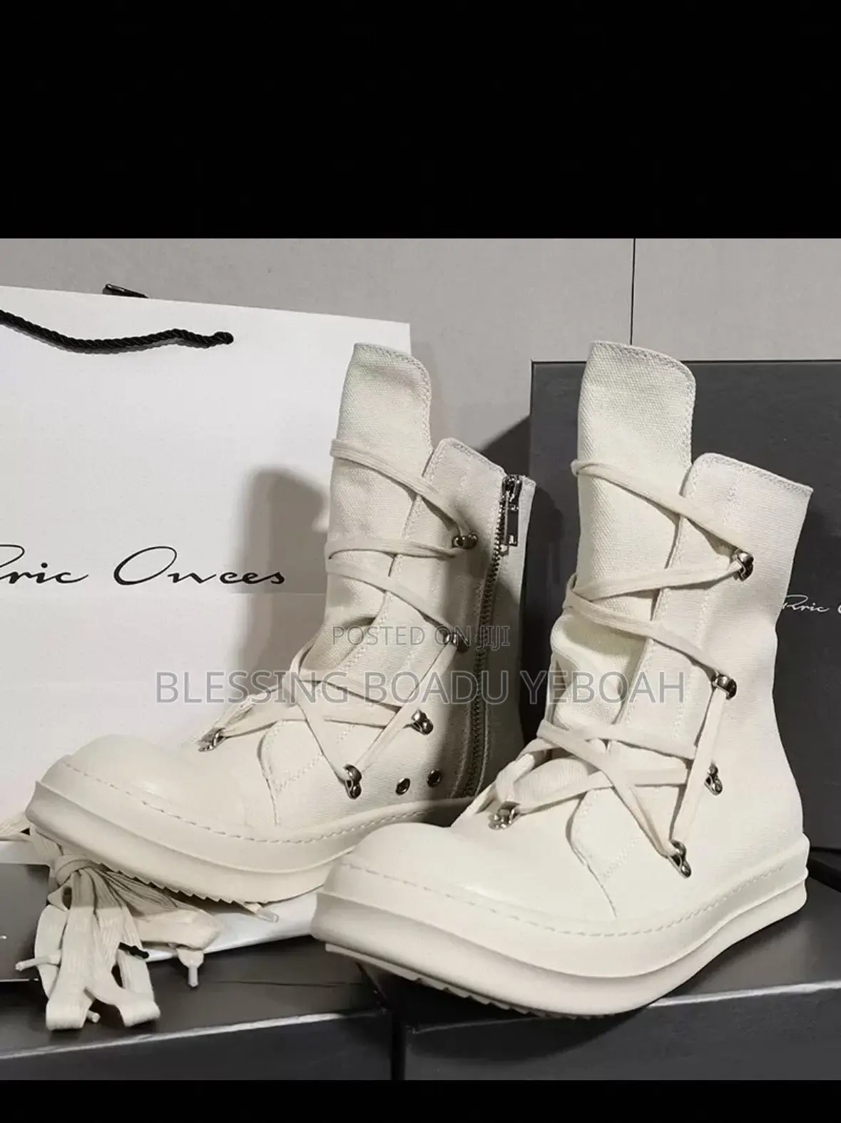 High Quality Sneakers