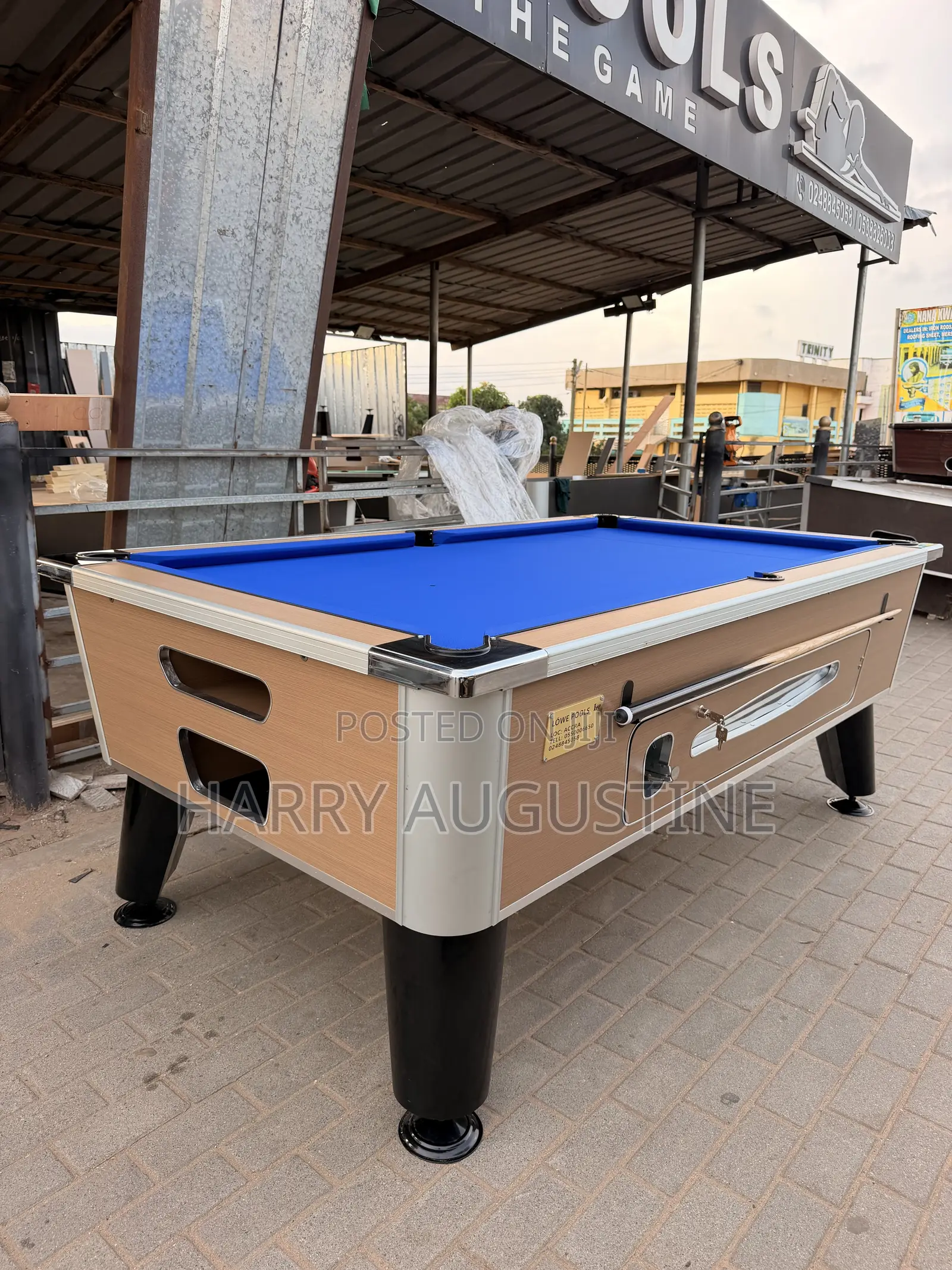 Standard Coin Operated Pool Table Going for a Cool Price