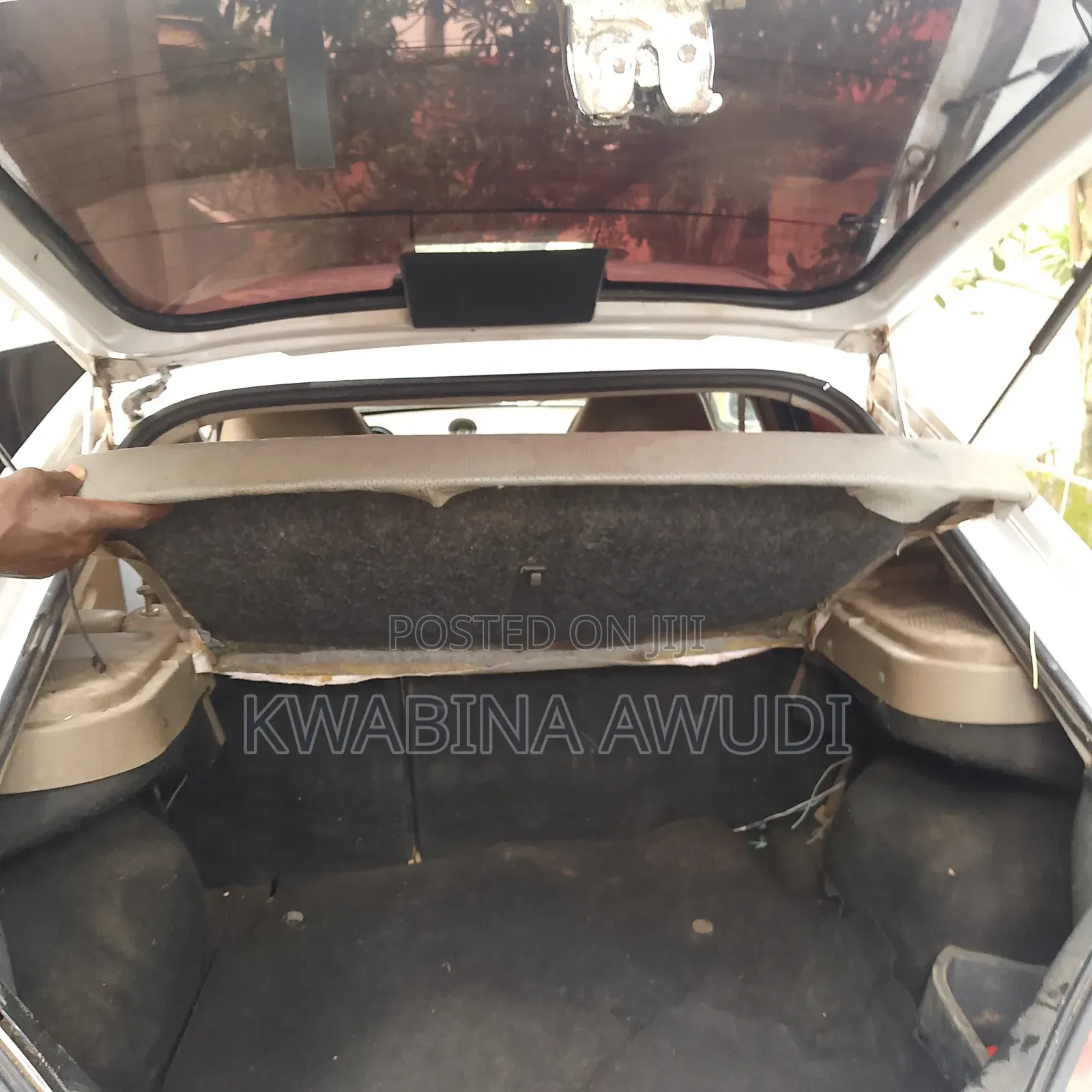 Toyota Progress 2000 White