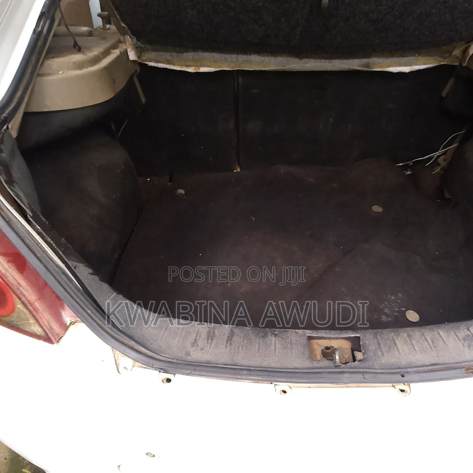 Toyota Progress 2000 White