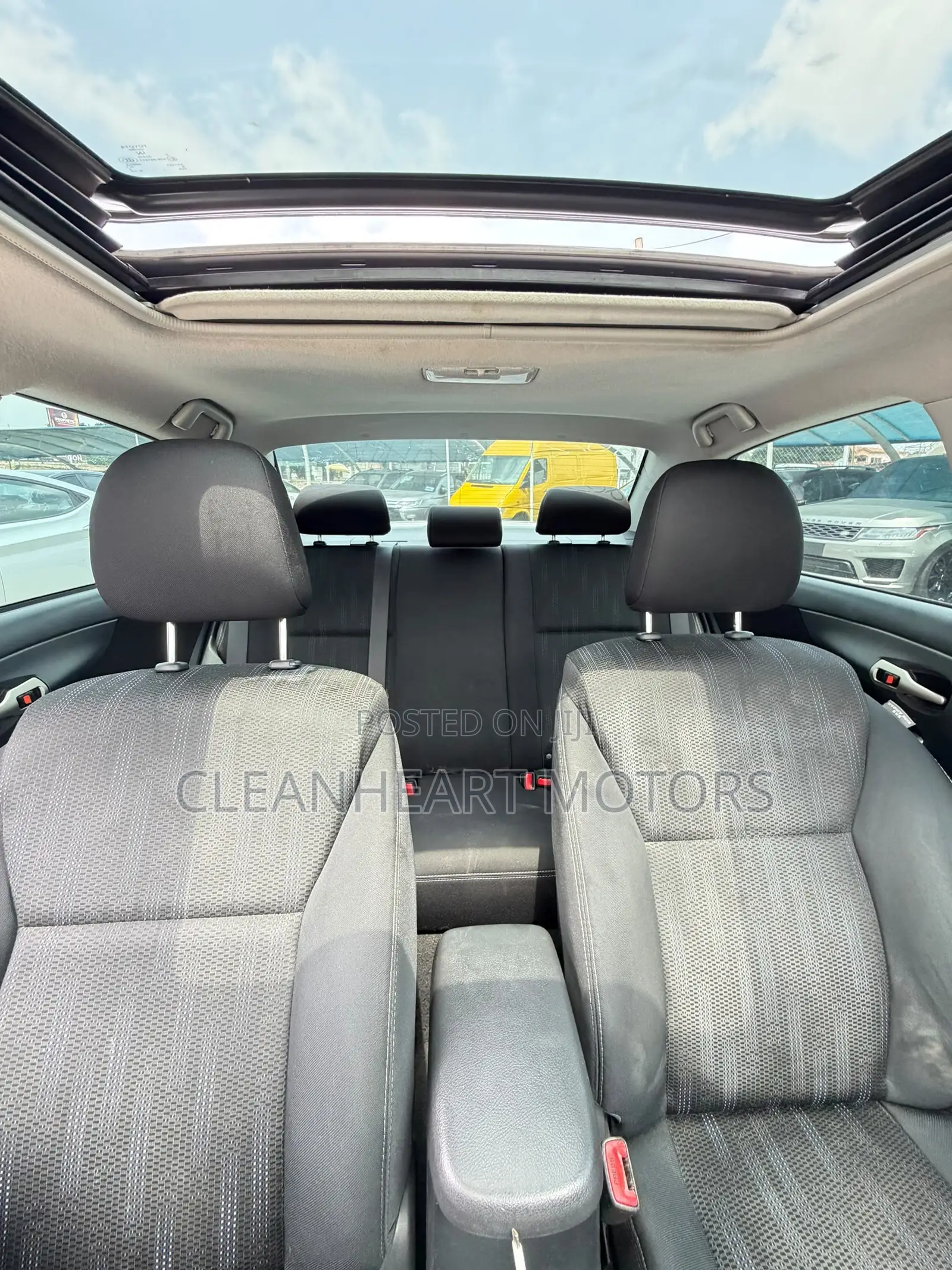 Toyota Corolla S 5-Speed 2013 Silver