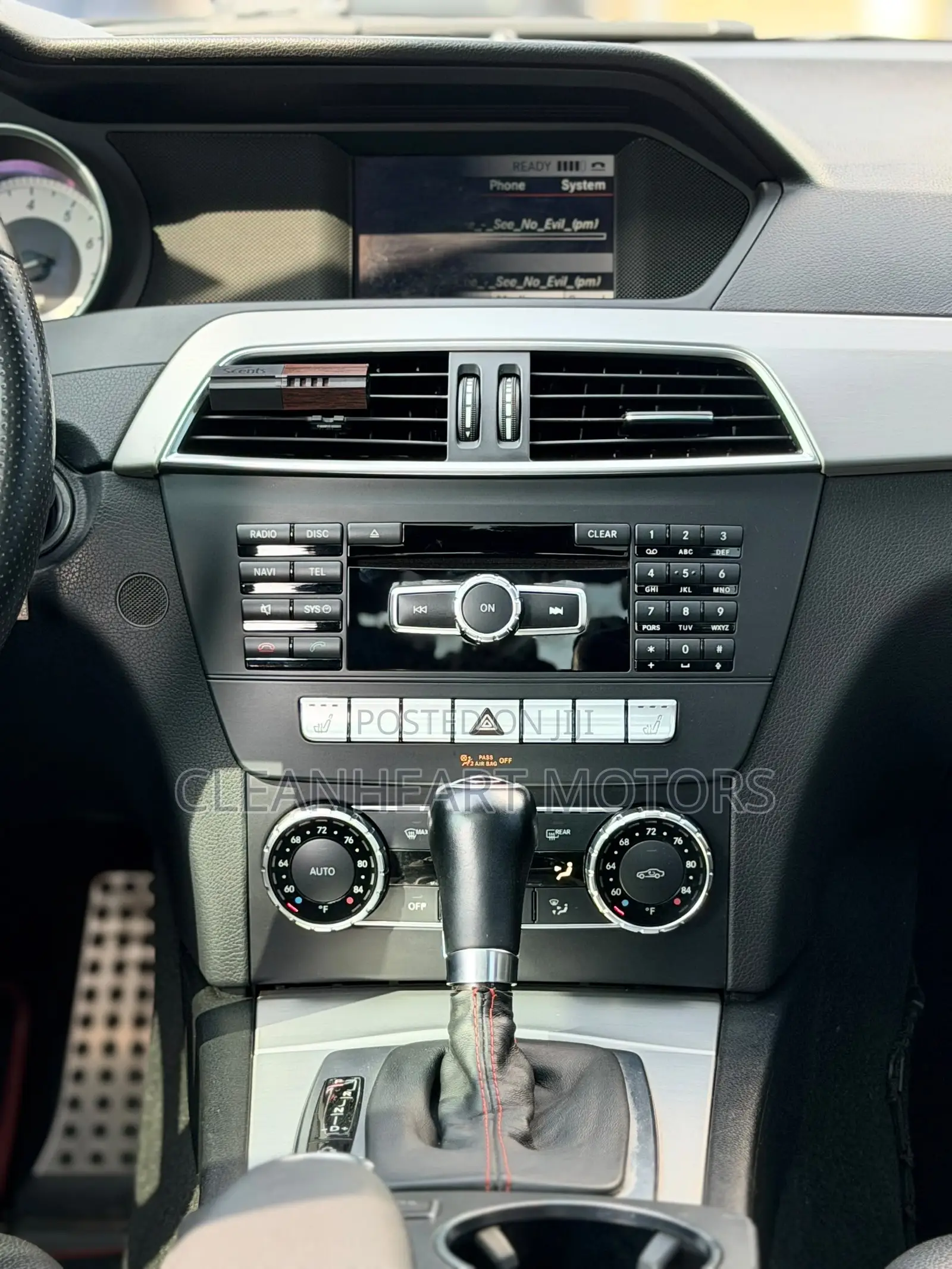 Mercedes-Benz C250 2014 Black