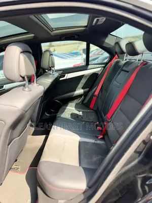 Mercedes-Benz C250 2014 Black