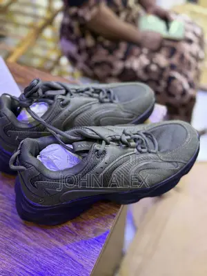 Men Shoe and Sneakers