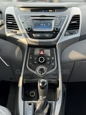 Hyundai Elantra SE 4dr Sedan (1.8L 4cyl 6A) 2015 Blue