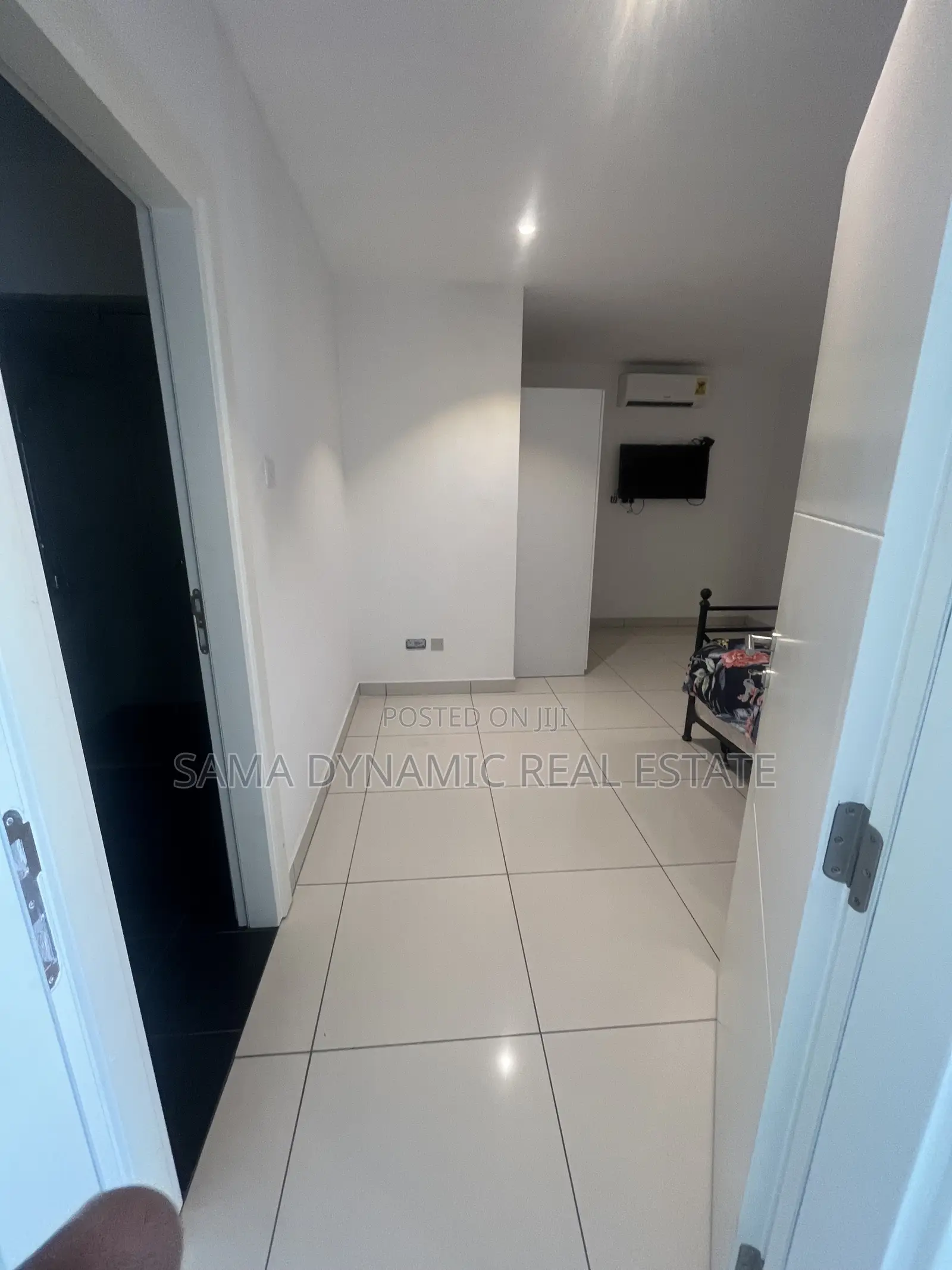 Furnished 2bdrm Apartment in Embassy Gardens, Cantonments for sale