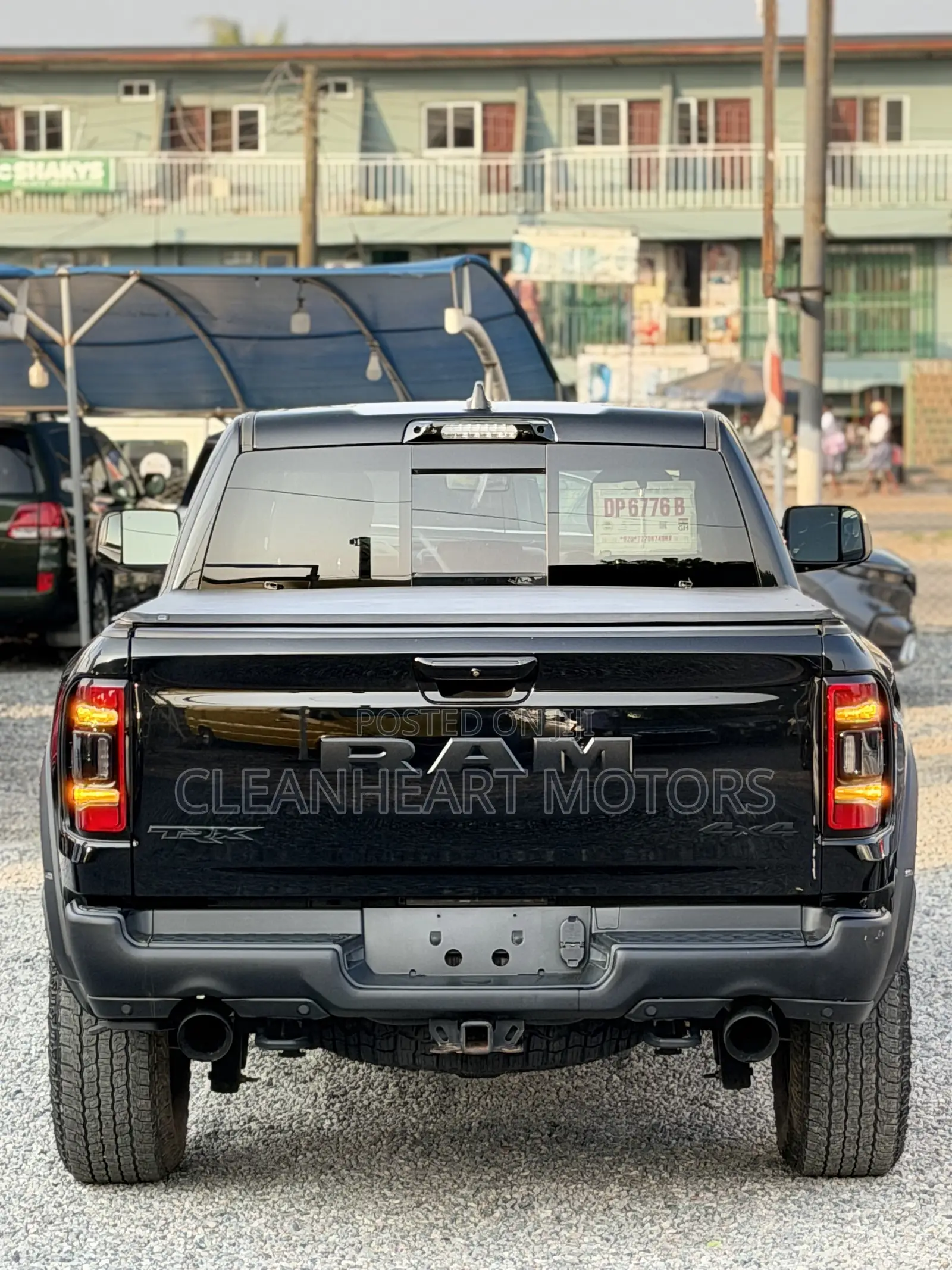 RAM 1500 TRX Crew Cab 4WD SB 2023 Black