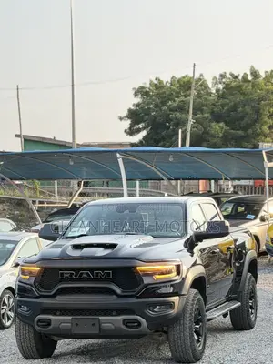RAM 1500 TRX Crew Cab 4WD SB 2023 Black