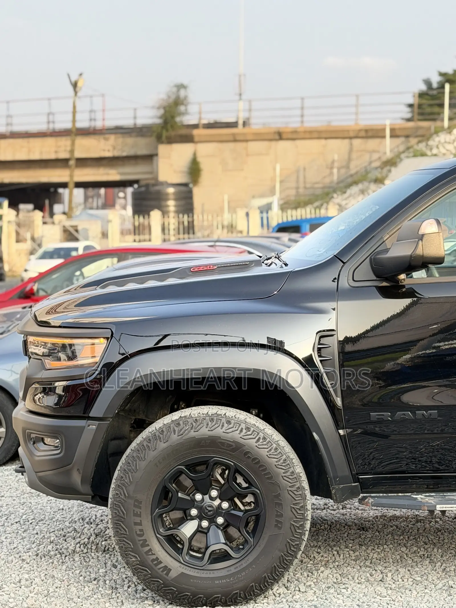 RAM 1500 TRX Crew Cab 4WD SB 2023 Black