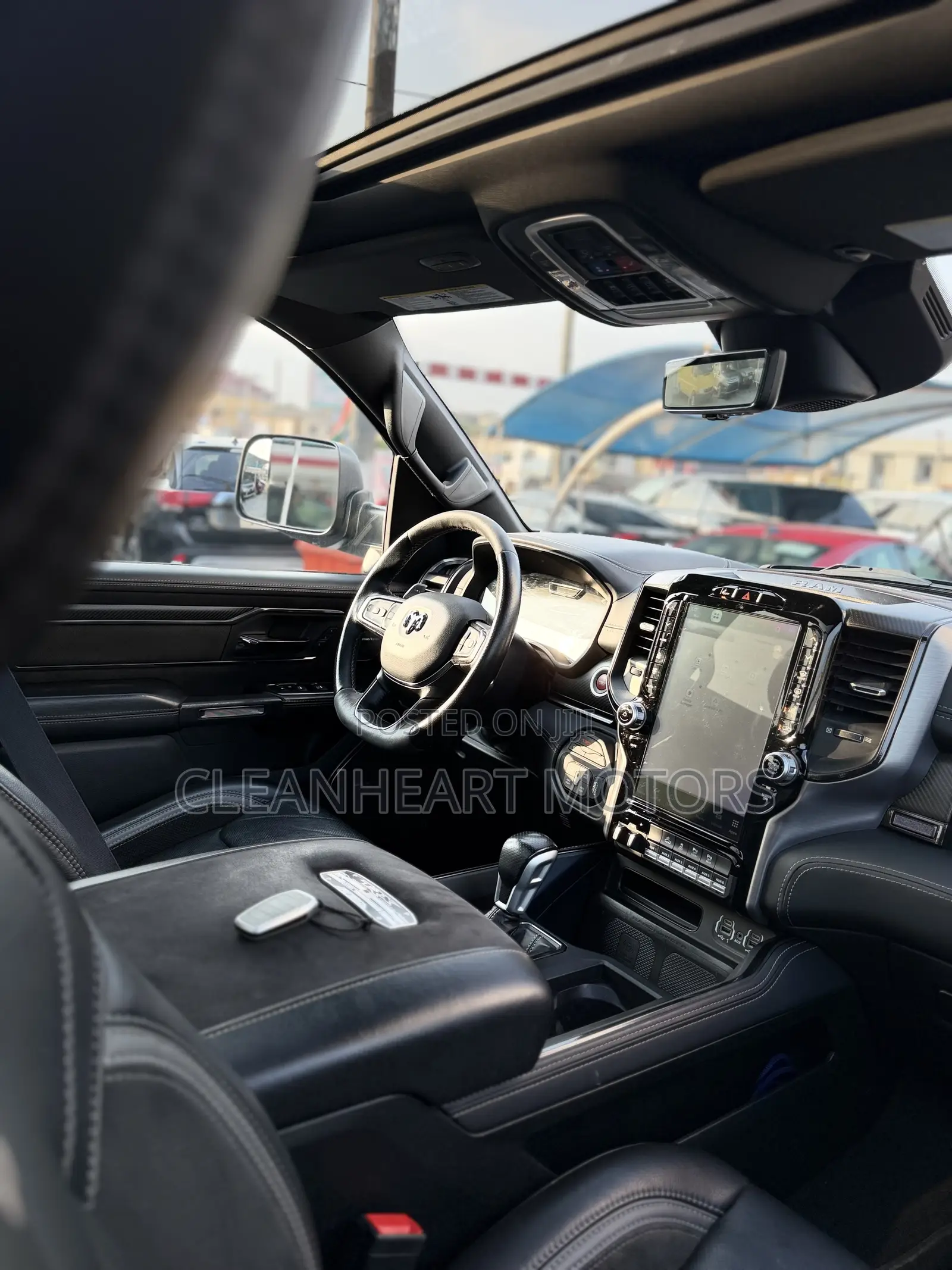 RAM 1500 TRX Crew Cab 4WD SB 2023 Black