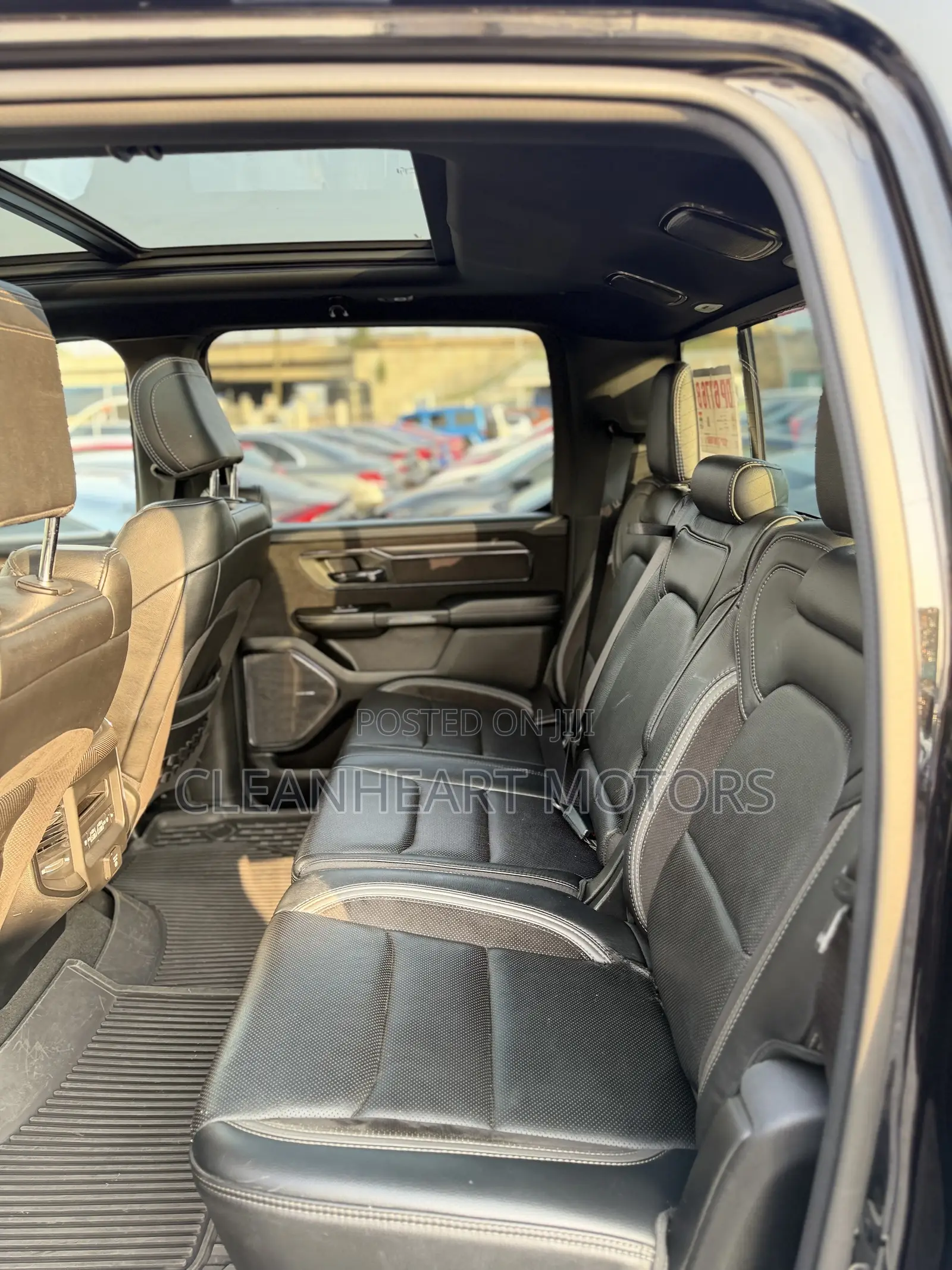 RAM 1500 TRX Crew Cab 4WD SB 2023 Black