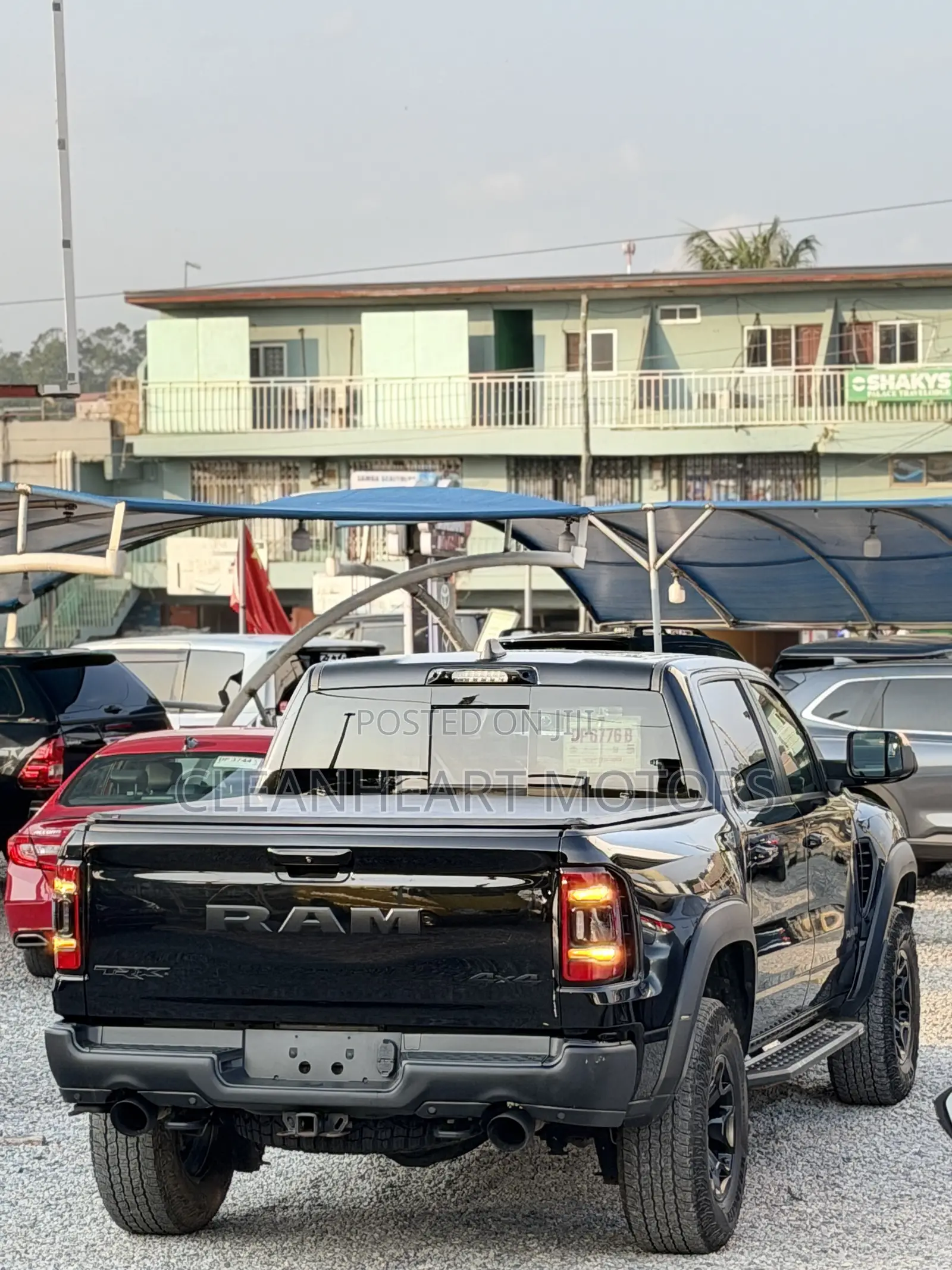 RAM 1500 TRX Crew Cab 4WD SB 2023 Black