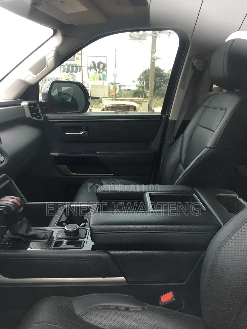 Toyota Tundra 2024 Black