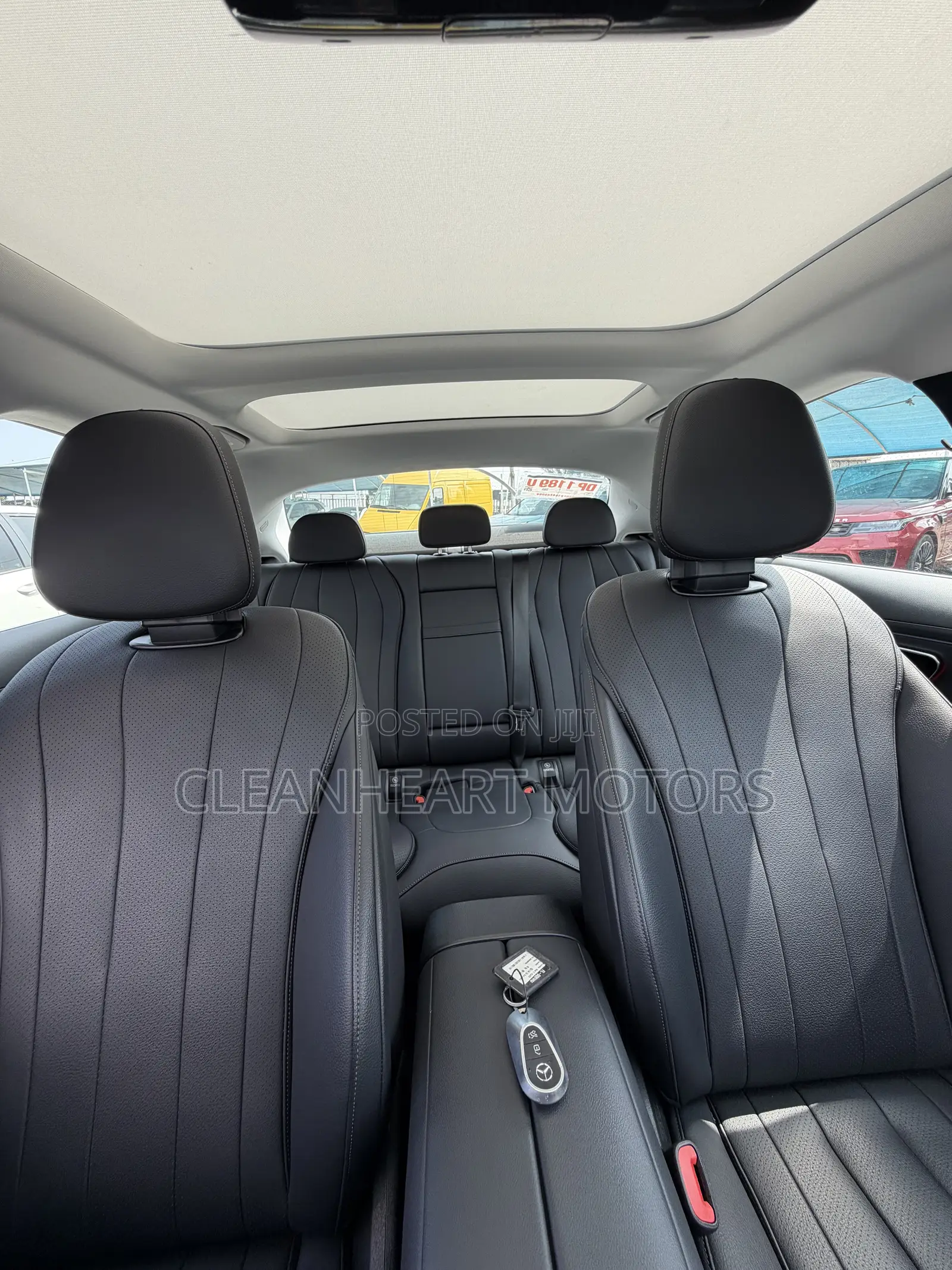 Mercedes-Benz E350 2025 White
