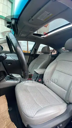 Hyundai Elantra 2018 Blue