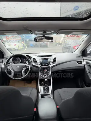 Hyundai Elantra SE 4dr Sedan (1.8L 4cyl 6M) 2015 Silver