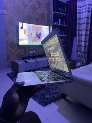 Laptop Apple MacBook Air 2017 8GB Intel Core i5 SSD 256GB