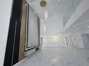 4bdrm House in School Junction, Ashaley Botwe for sale