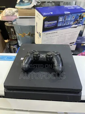 PlayStation 4 Slim 1tb