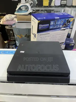 PlayStation 4 Slim 1tb