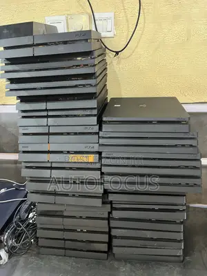 PlayStation 4 Slim 1tb
