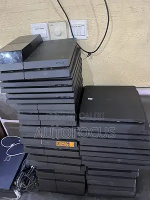 PlayStation 4 Slim 1tb