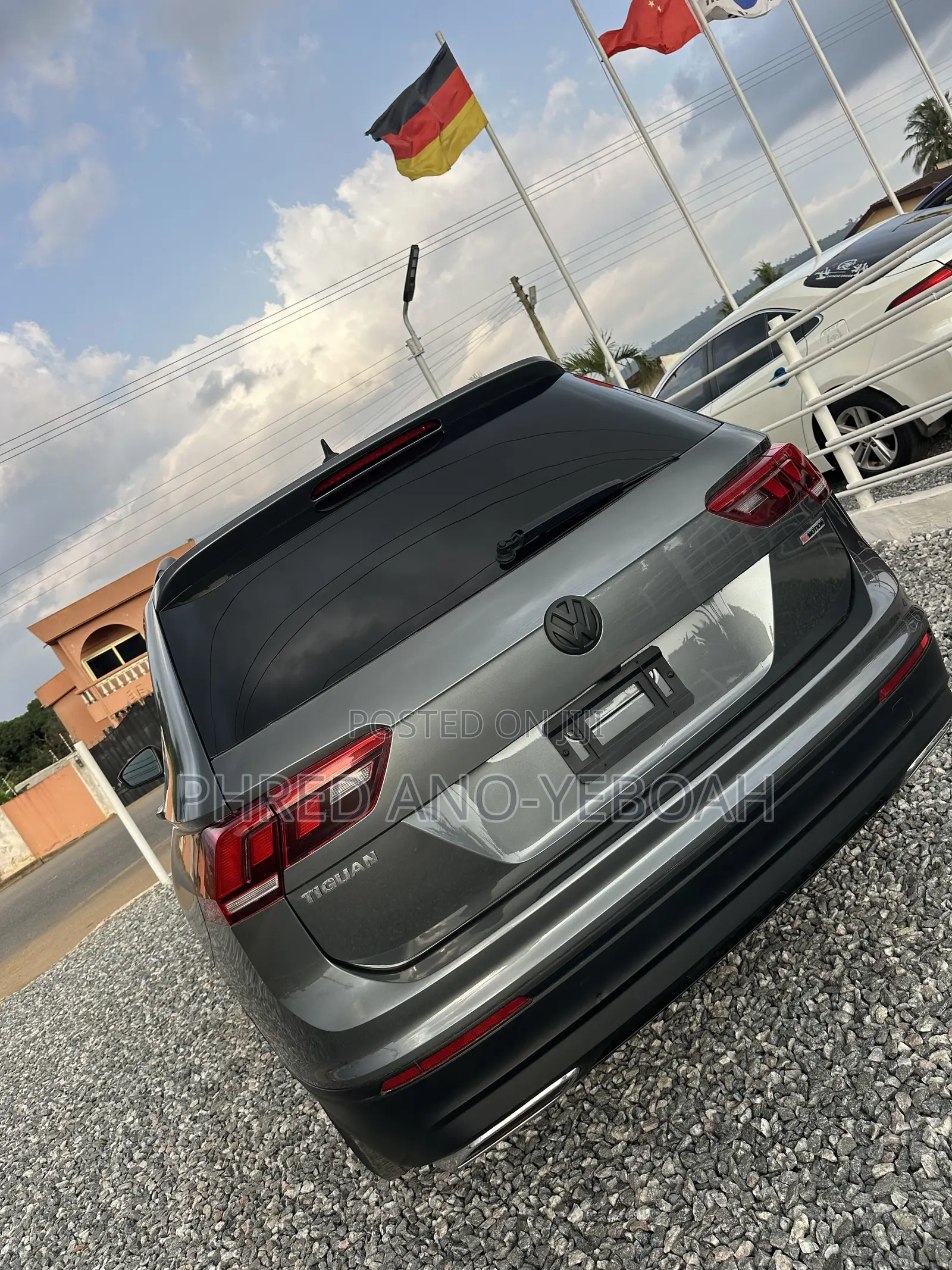 Volkswagen Tiguan 2.0T SEL Premium AWD 4MOTION 2019 Gray
