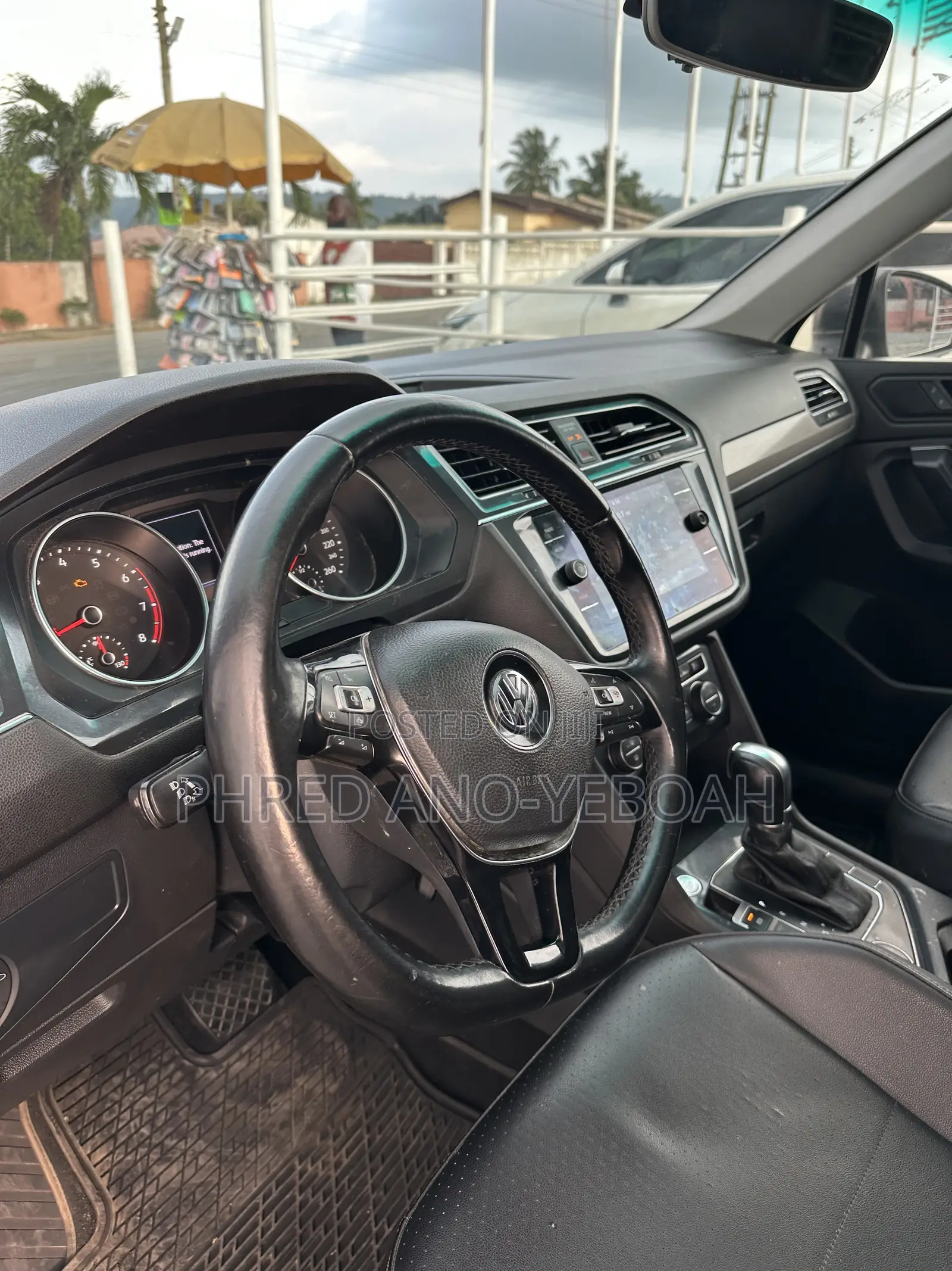 Volkswagen Tiguan 2.0T SEL Premium AWD 4MOTION 2019 Gray