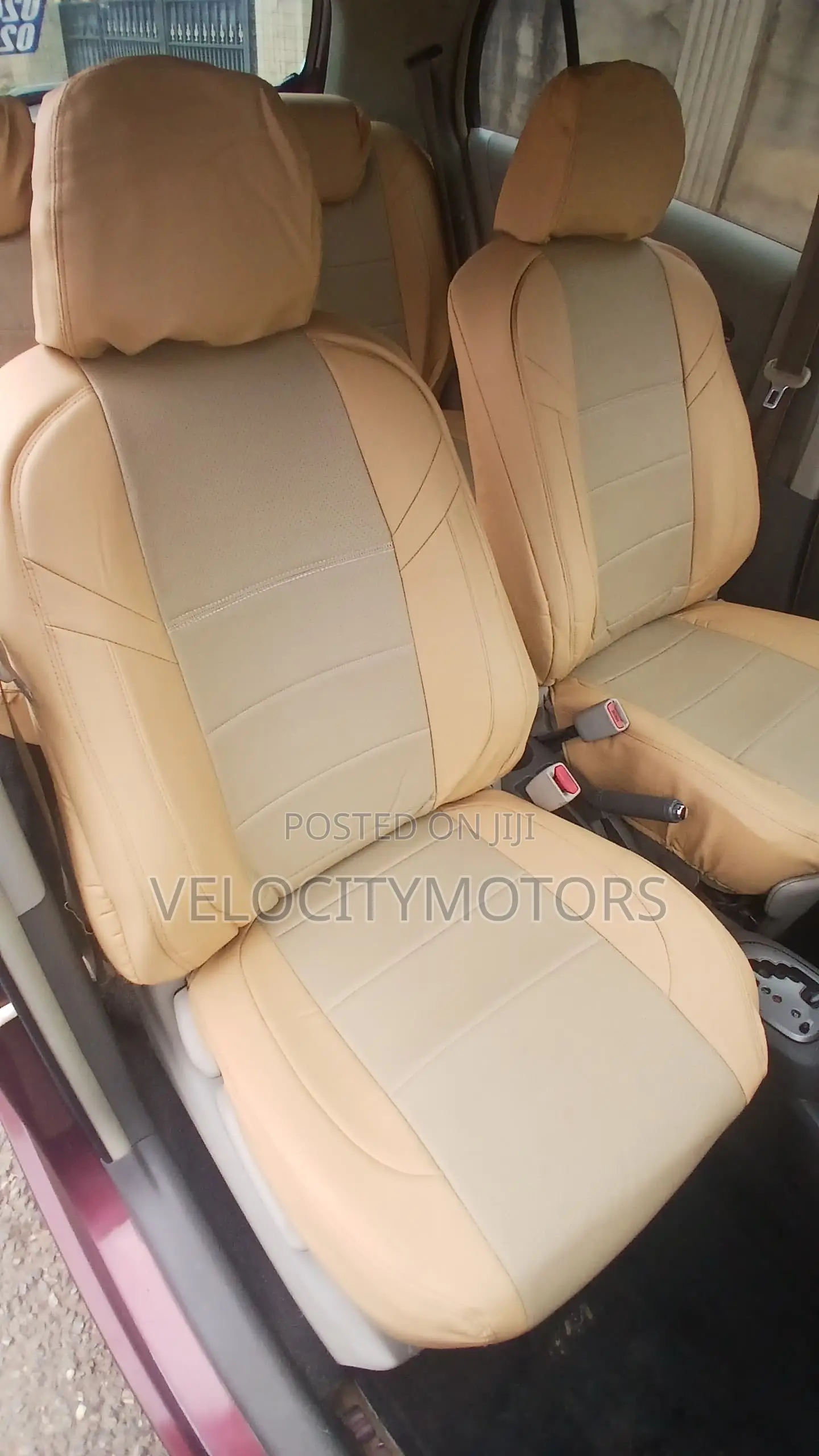 Toyota Vitz 1.3 AWD 5dr 2010 Burgundy