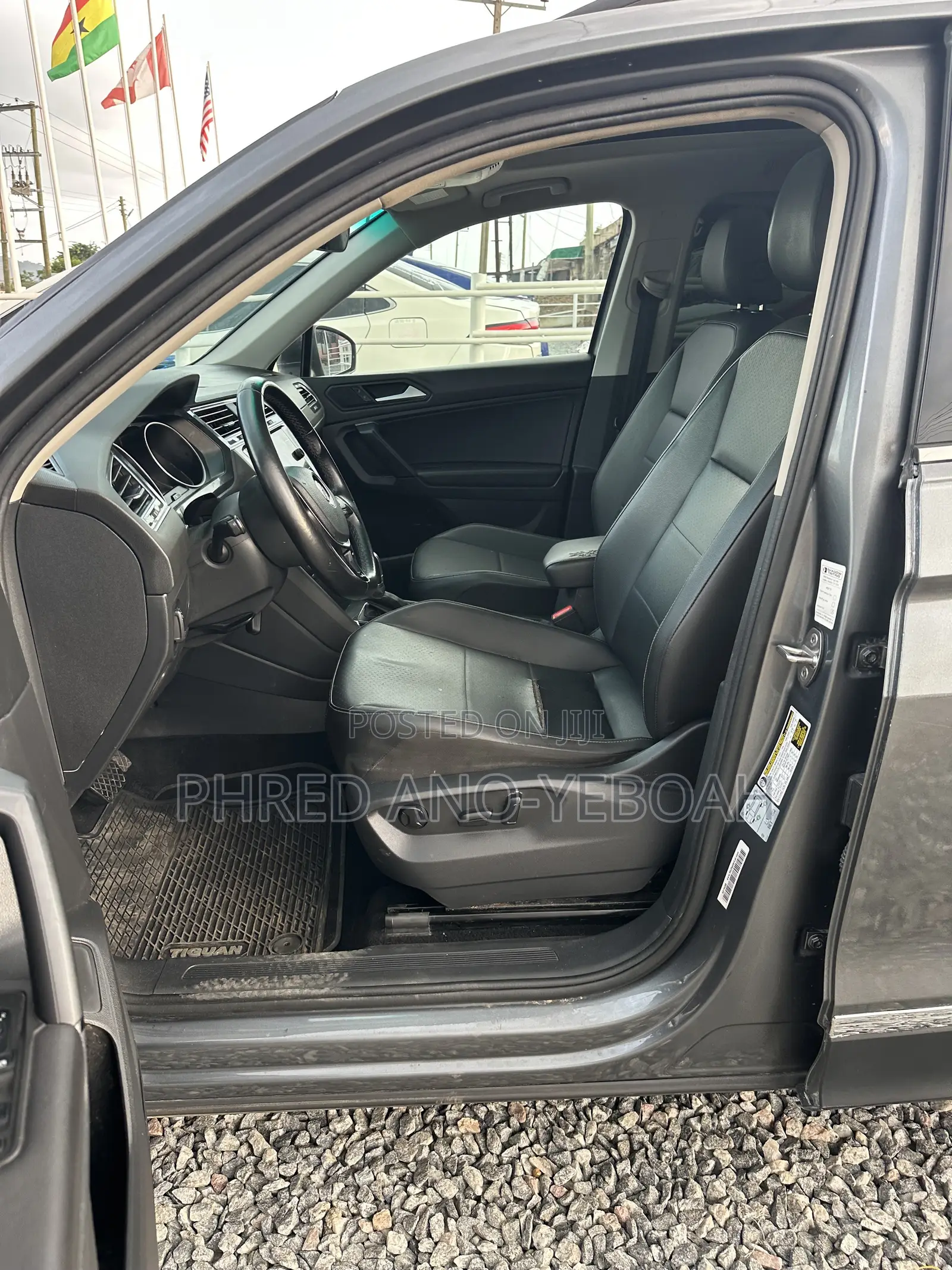 Volkswagen Tiguan 2.0T SEL Premium AWD 4MOTION 2019 Gray
