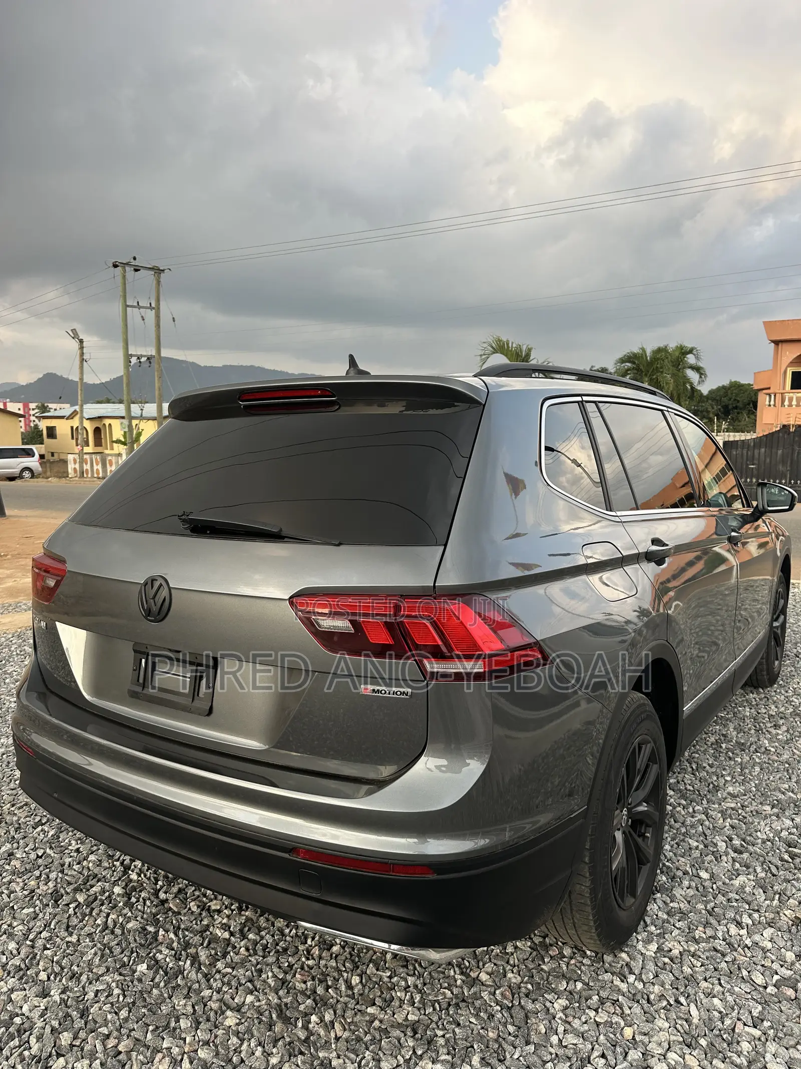 Volkswagen Tiguan 2.0T SEL Premium AWD 4MOTION 2019 Gray