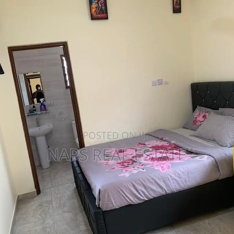 Furnished 2bdrm House in Nap'S Real Estate for rent