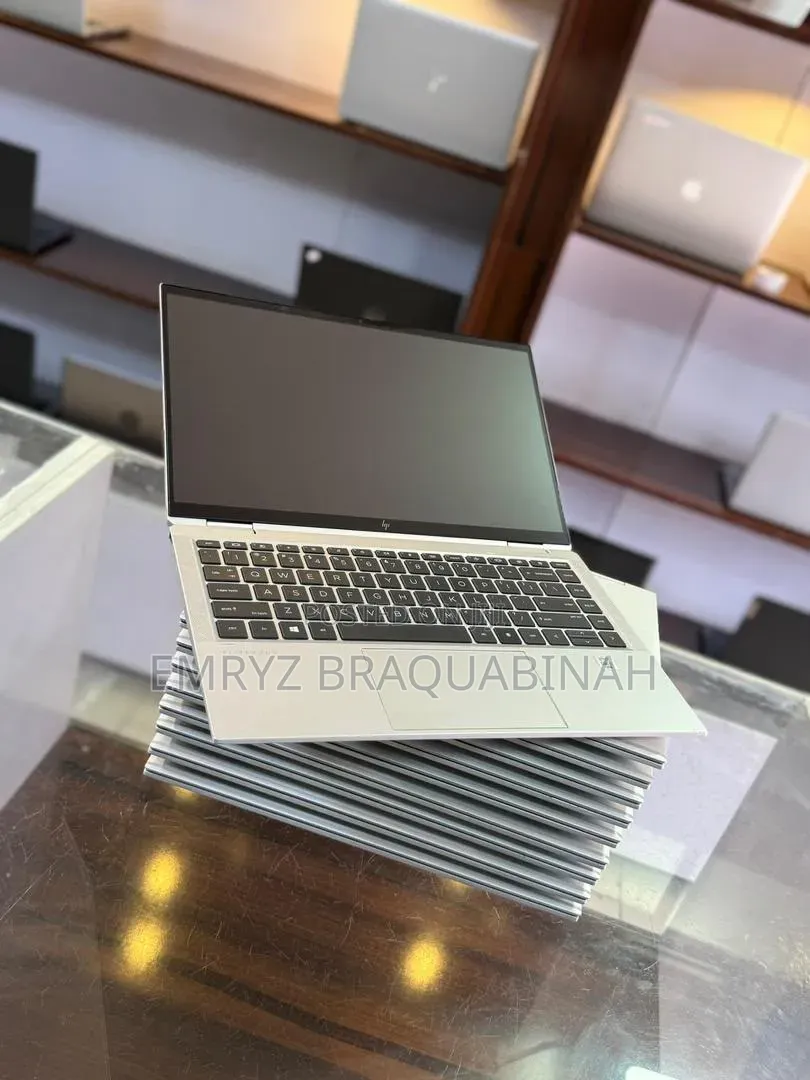 New Laptop 8GB Intel Core i5 SSD 256GB