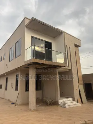 Furnished 4bdrm Apartment in Aae_Properties, Adjiriganor for sale