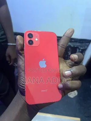 Apple iPhone 12 64 GB Red