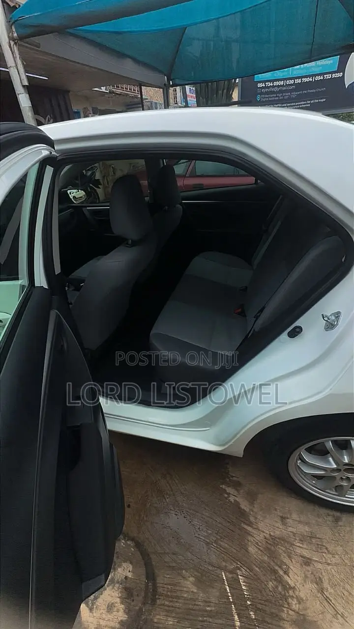 Toyota Corolla L 4dr Sedan (1.8L 4cyl 4A) 2014 White