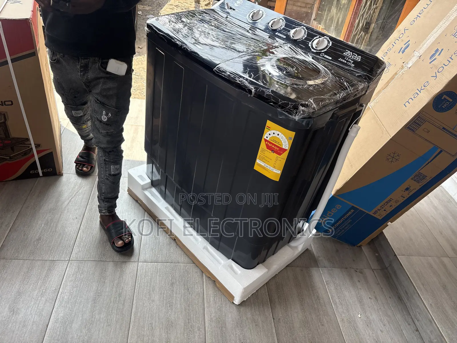 An Inbuilt Filternet Zara 13kg Twin Tub Washing Machine