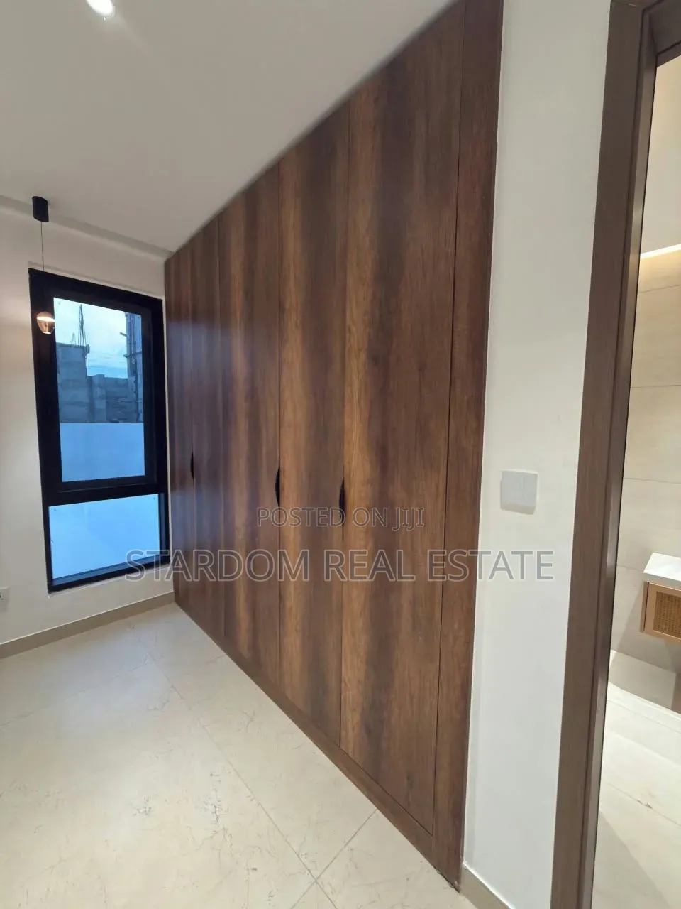 4bdrm Duplex in East Legon Hills, Boundary Road Area for sale