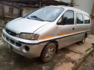 Hyundai H-100 2001 Silver