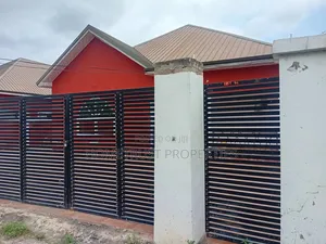 4bdrm House in Kwabenya Acp for rent