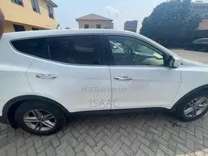 Hyundai Santa Fe 2016 White