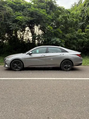 Hyundai Elantra SEL 2023 Ivory