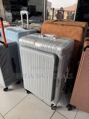 Premium Quality Goodpartner Zipless Aluminum Suitcase Laptop Space.