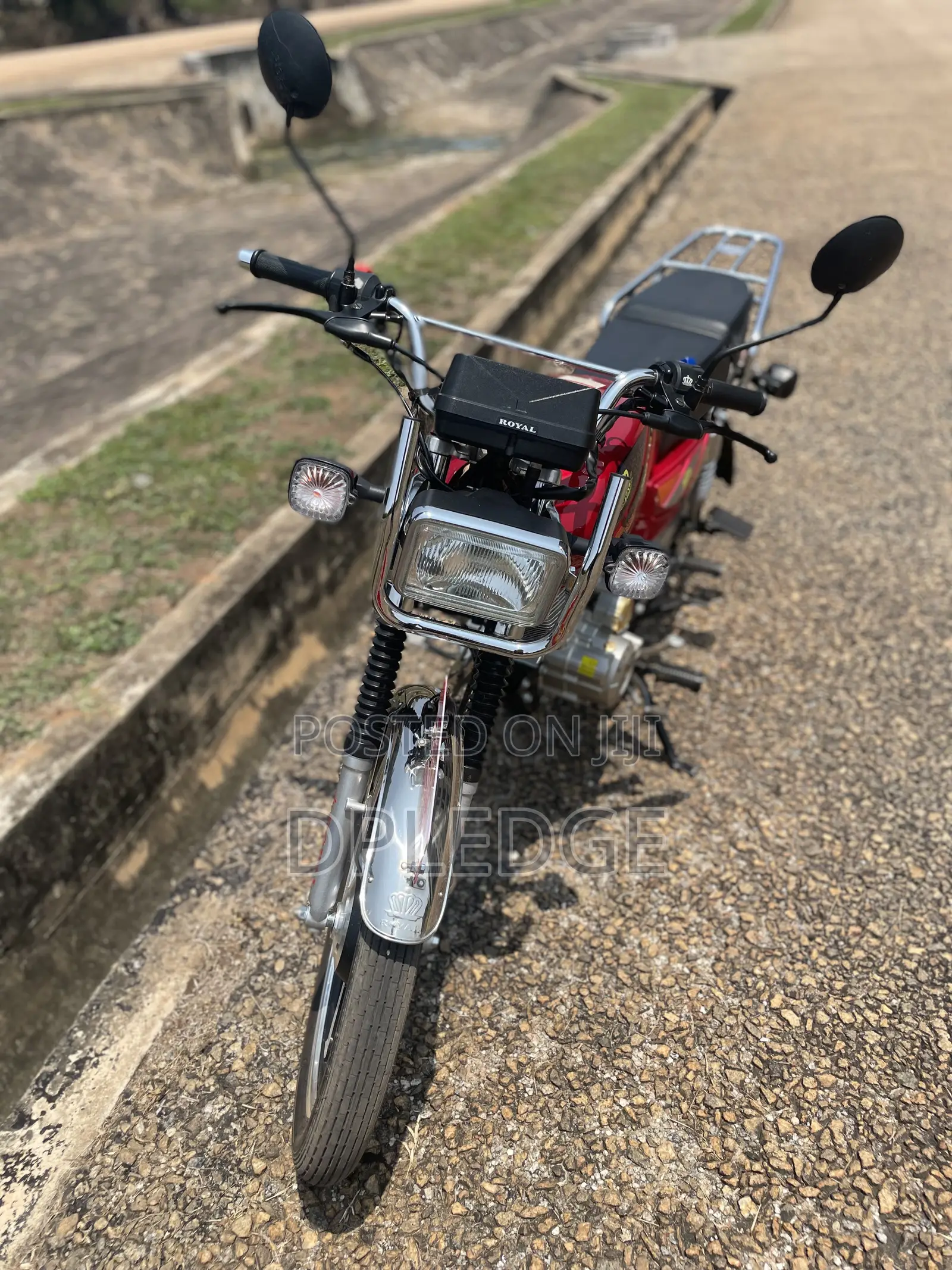 New Royal RY125 2026 Red