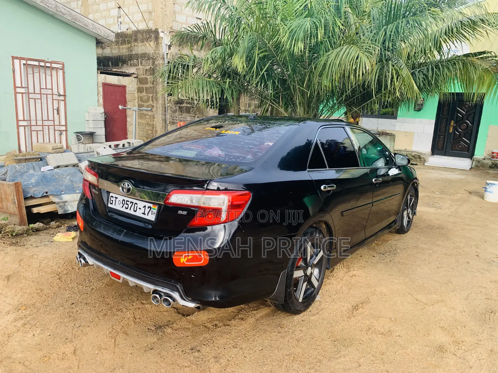 Toyota Camry SE 4dr Sedan (2.5L 4cyl 6A) 2013 Black