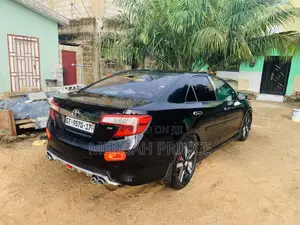Toyota Camry SE 4dr Sedan (2.5L 4cyl 6A) 2013 Black
