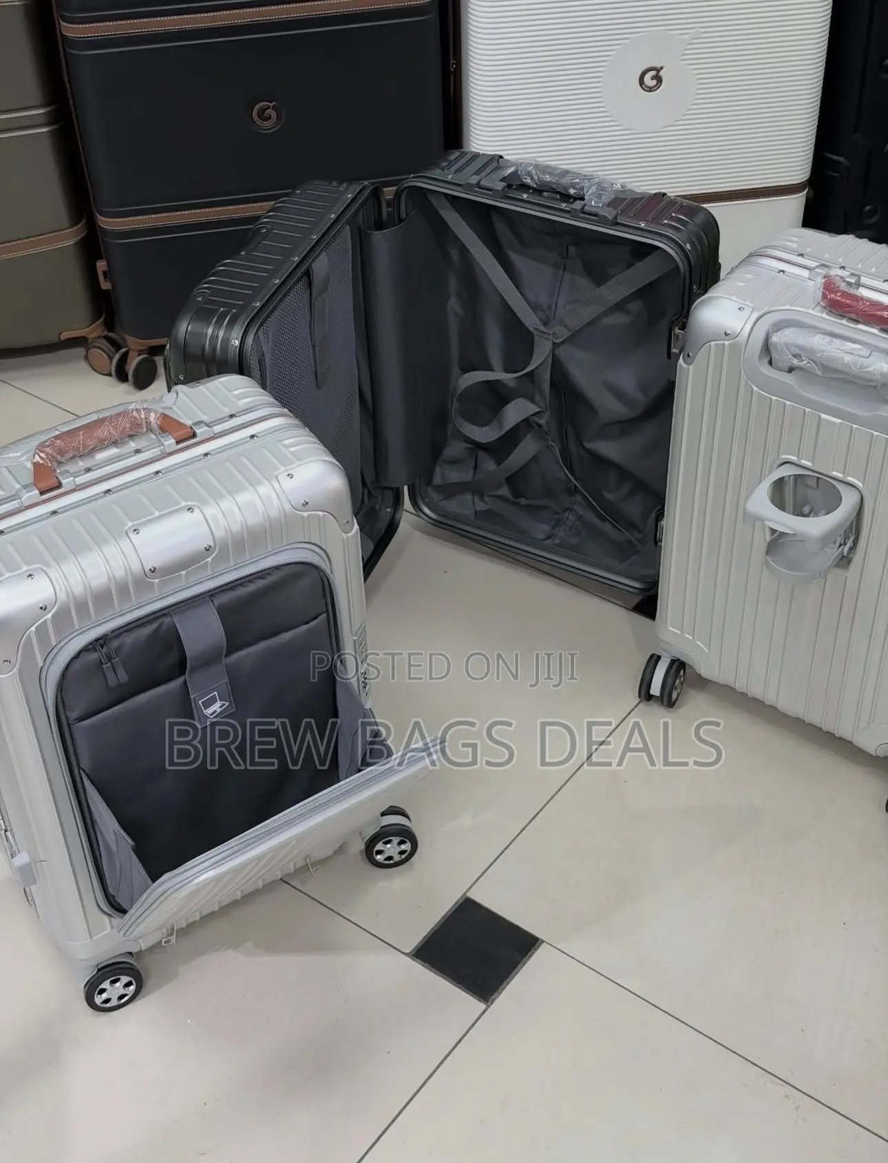 Premium Quality 3set Zipless Aluminum Suitcase With Laptop Pocket.