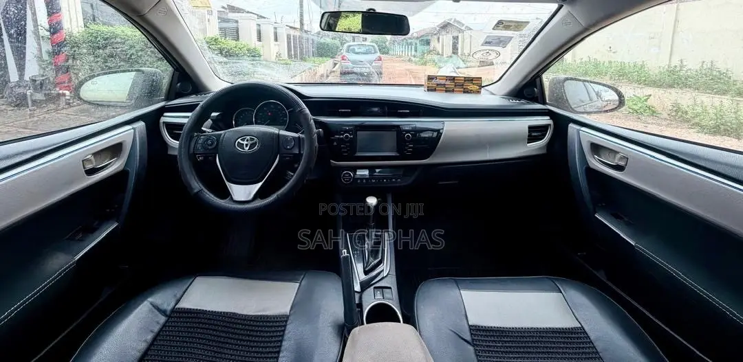 Toyota Corolla LE Eco 4dr Sedan (1.8L 4cyl CVT) 2016 Green